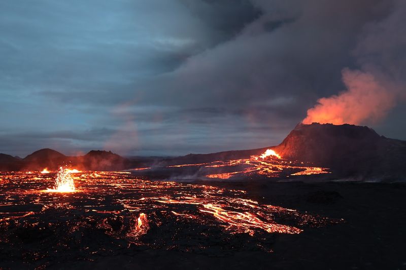 Cooling Tremors: Iceland's Volcano Eruption Wanes, Bringing Relief from Gas Pollutionvolcanoeruption,Iceland,coolingtremors,gaspollution,relief